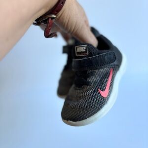 Nike Toddler Sneakers Size 7C Black Pink Swoosh Velcro Shoes